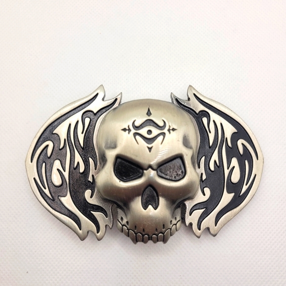 Silver Moon Creations Other - Tribal Skull Belt Buckle